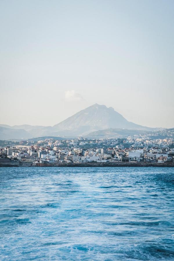 Theros By Agora Luxury Apartments In The Heart Of Heraklion Exteriör bild
