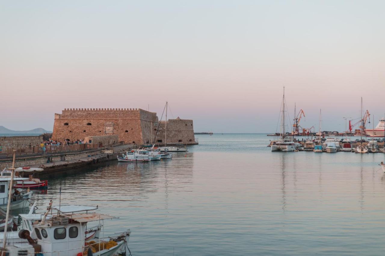 Theros By Agora Luxury Apartments In The Heart Of Heraklion Exteriör bild