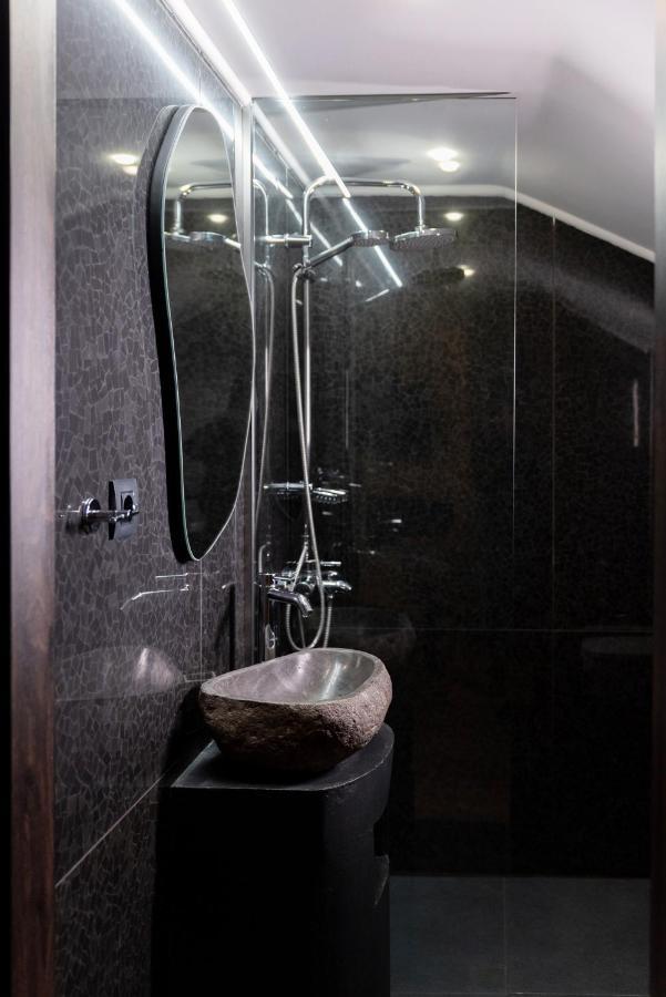 Theros By Agora Luxury Apartments In The Heart Of Heraklion Exteriör bild