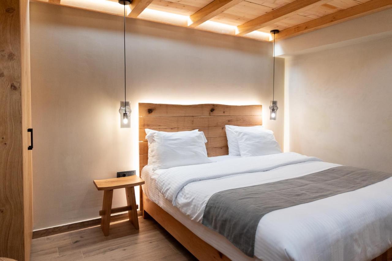 Theros By Agora Luxury Apartments In The Heart Of Heraklion Exteriör bild