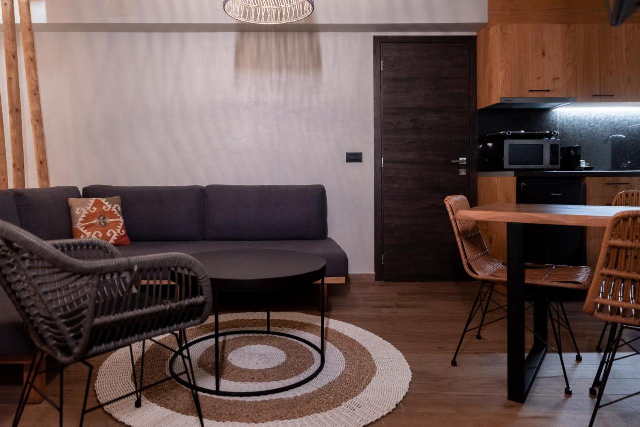 Theros By Agora Luxury Apartments In The Heart Of Heraklion Exteriör bild