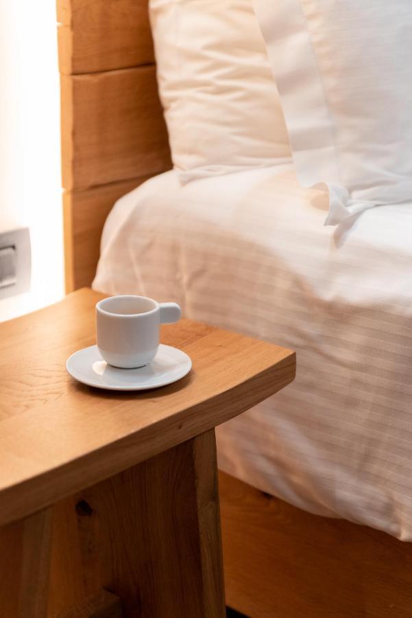 Theros By Agora Luxury Apartments In The Heart Of Heraklion Exteriör bild