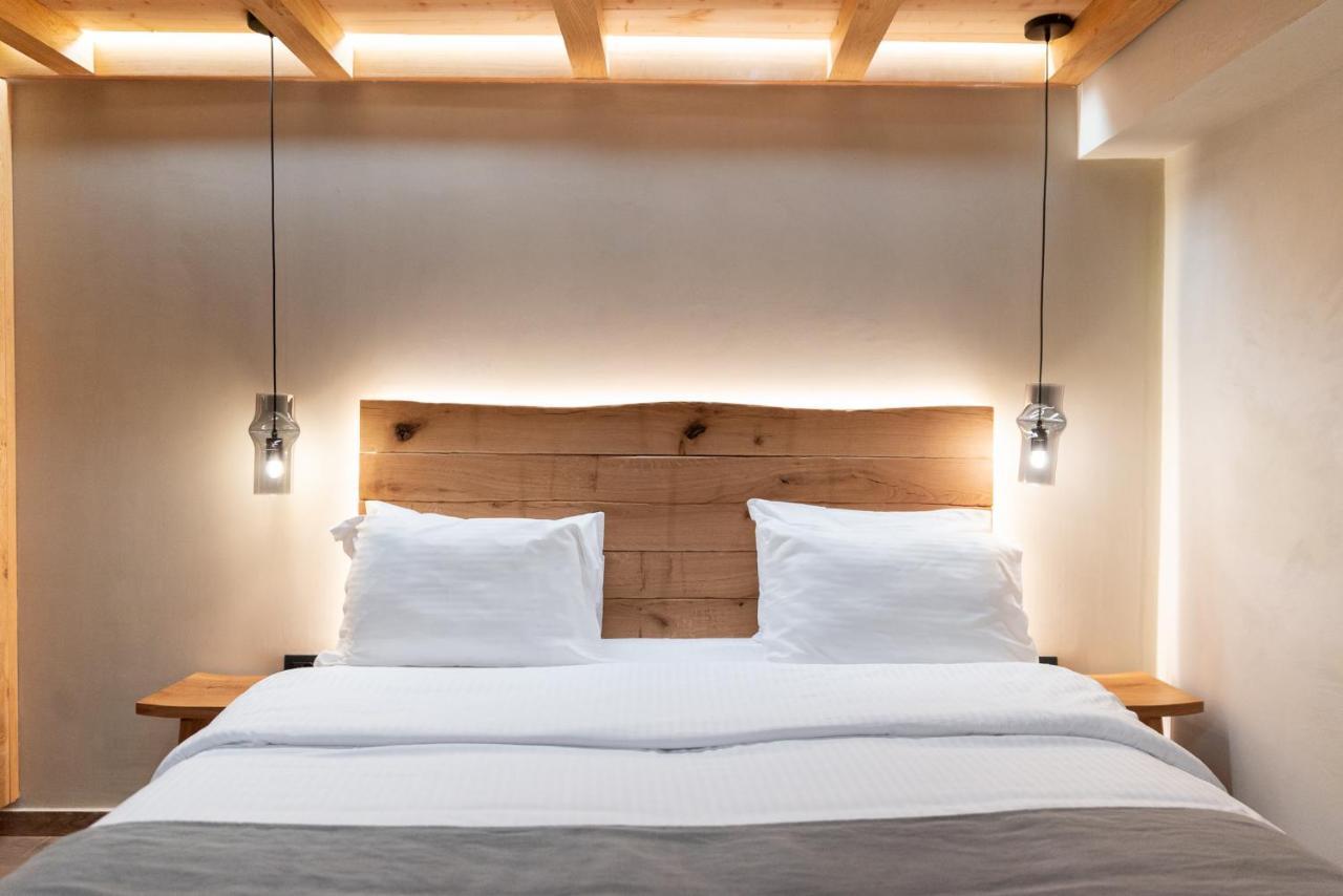 Theros By Agora Luxury Apartments In The Heart Of Heraklion Exteriör bild