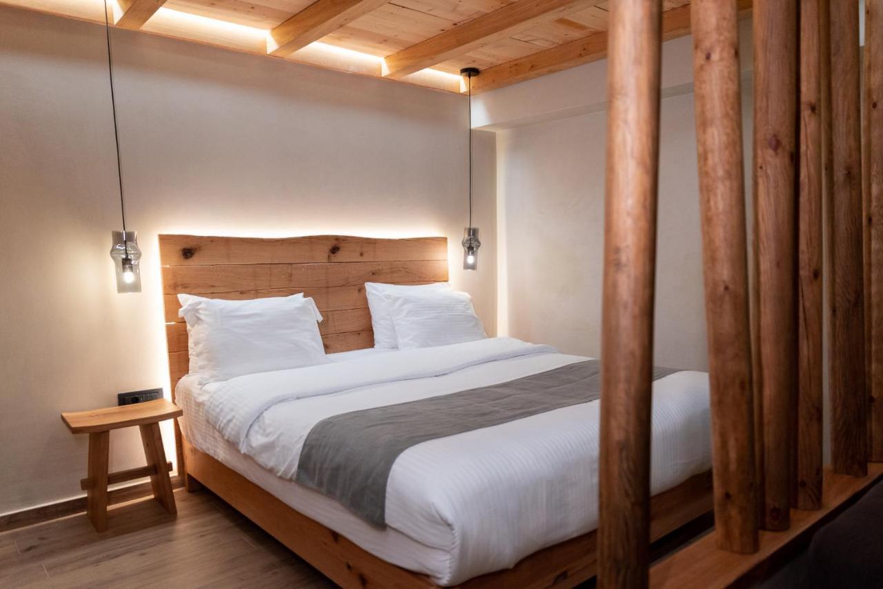 Theros By Agora Luxury Apartments In The Heart Of Heraklion Exteriör bild